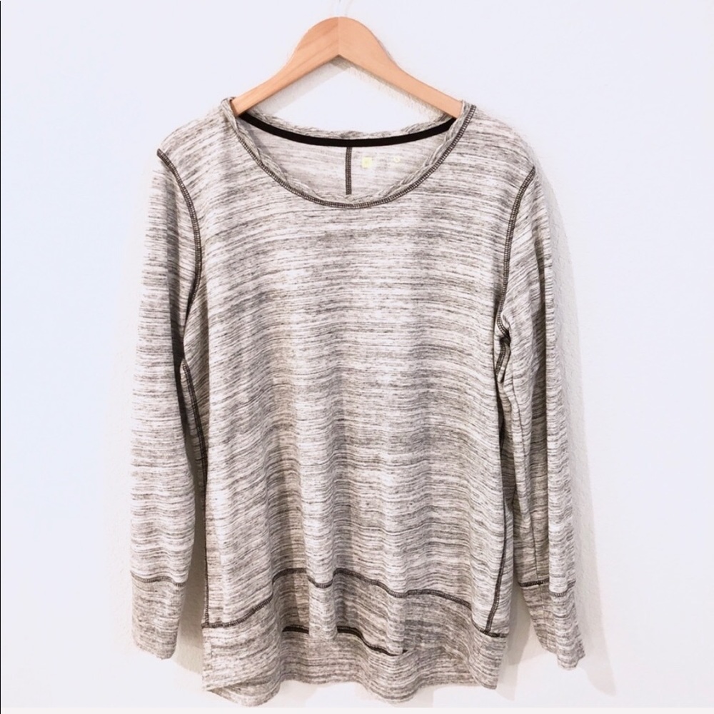 2/$10 Xersion Relaxed Fit Slouch Heather Gray Crew